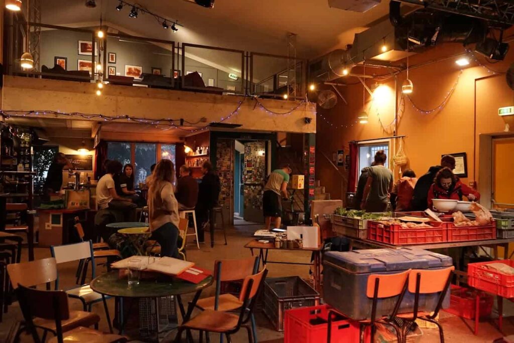 Restaurant Toï Toï Le Zinc à Villeurbanne, France