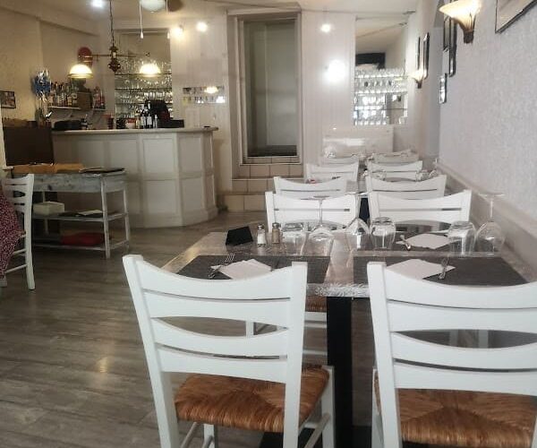 Restaurant Vie En Rose à Montluçon, France