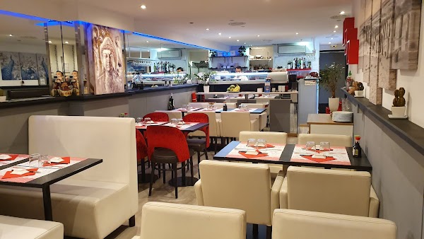 Restaurant Yoda Sushi à Cannes, France