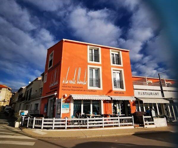 À la Voile Blanche – Restaurant Bouzigues Etang de Thau à Bouzigues, France