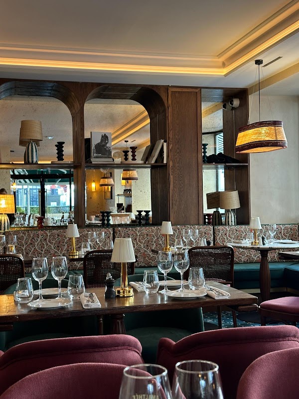 Amalthée Restaurant à Boulogne-Billancourt, France