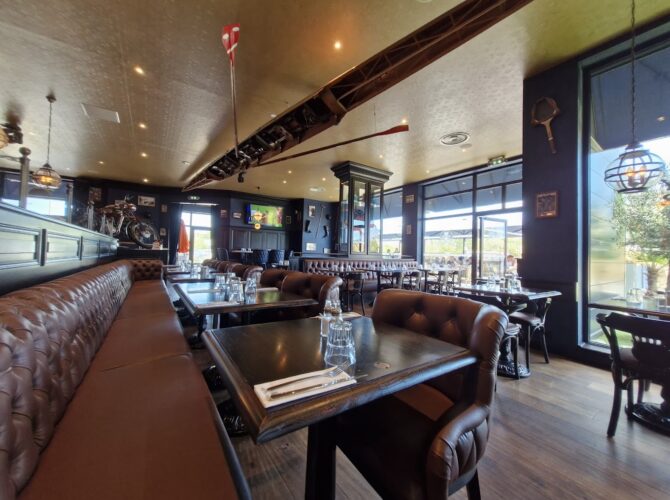 Restaurant Au Bureau – Pub et Brasserie à Mâcon, France