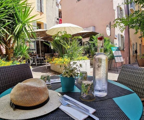Restaurant Au Fil de L’eau – Hyères à Hyères, France