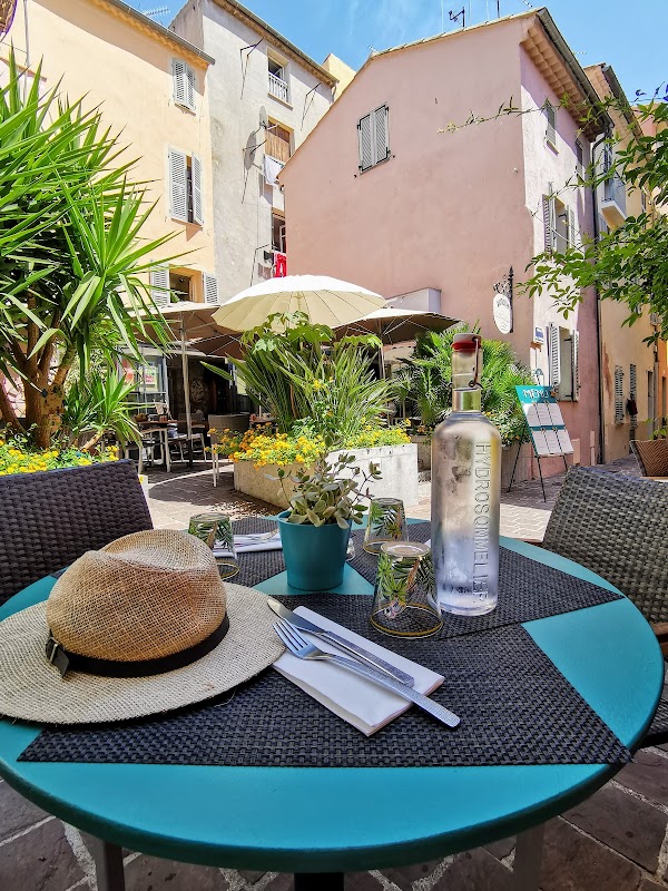 Restaurant Au Fil de L’eau – Hyères à Hyères, France
