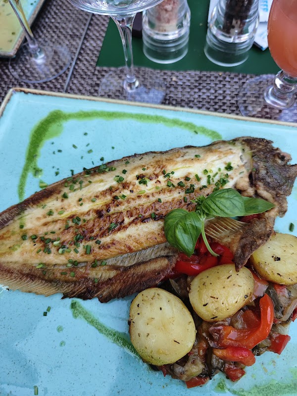 Restaurant Au Fil de L’eau – Hyères à Hyères, France