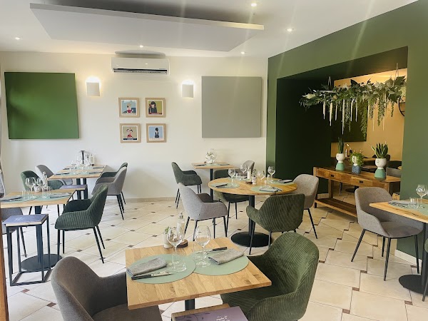 Restaurant Au Petit Patio à Orange, France