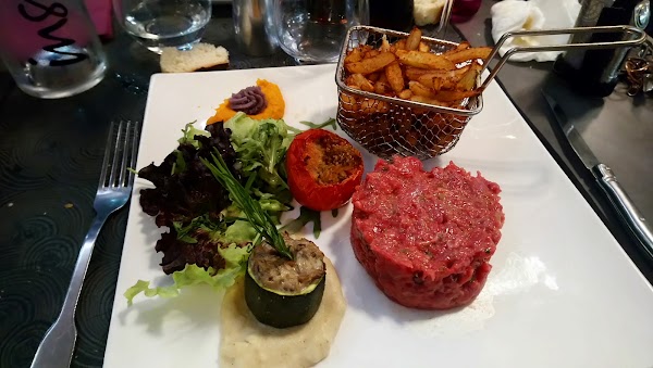 Restaurant AUX 3 ELFES à Montélimar, France