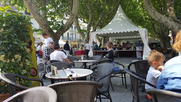 Restaurant BRASSERIE SAINT ROCH à Sérignan, France