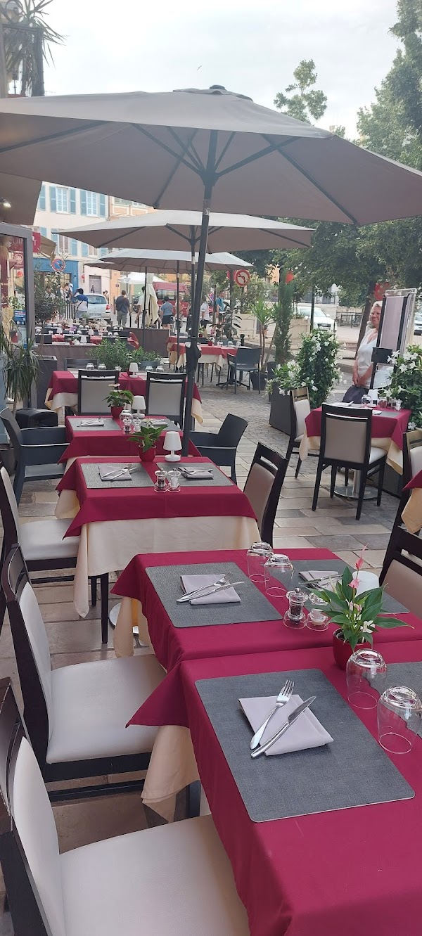Restaurant Chez Soi à Hyères, France