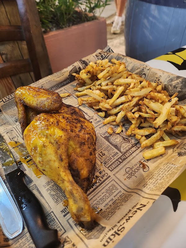 Restaurant CHILL Guinguette à Saint-Cyprien, France
