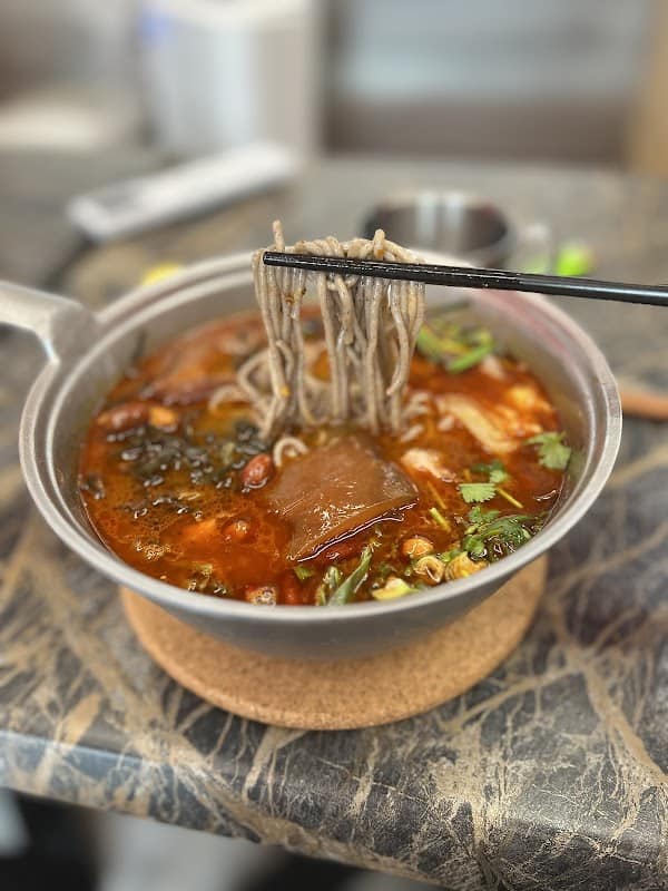 Restaurant 康喜喜肉夹馍米线UNCLE KANG à Paris, France