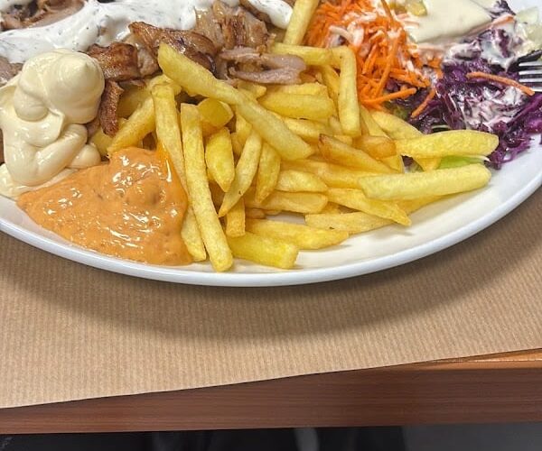 Restaurant GUVEN KEBAB à Seichamps, France