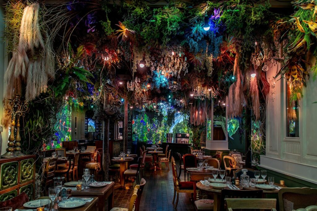 Jungle Palace Restaurant – Ephemera à Paris, France