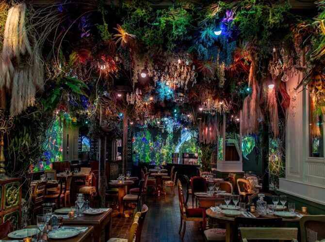 Jungle Palace Restaurant – Ephemera à Paris, France