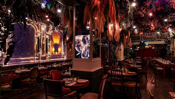 Jungle Palace Restaurant – Ephemera à Paris, France