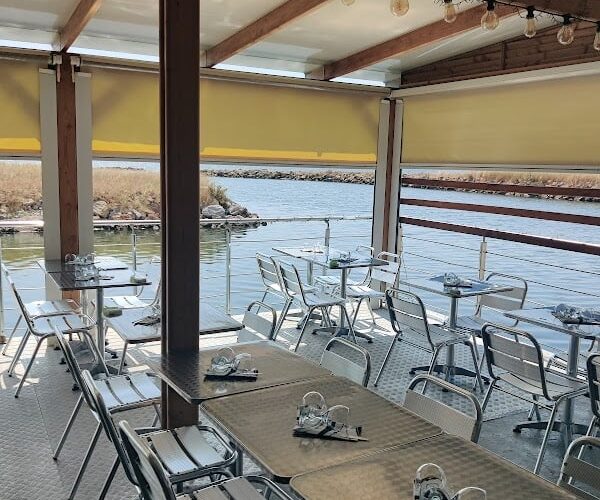 Restaurant LA CABANE à Marseillan, France