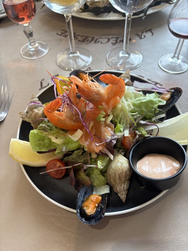 Restaurant La Pêcherie SARL à Saint-Cyprien, France