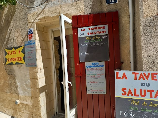 Restaurant La Taverne Du salutant à Orange, France