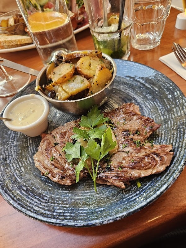 Le Brin de Zinc Restaurant à Orléans, France