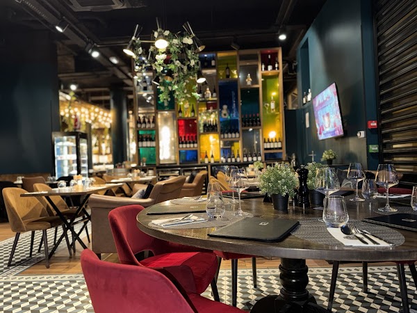 Restaurant Le Clos – 93 AUBERVILLIERS à Aubervilliers, France