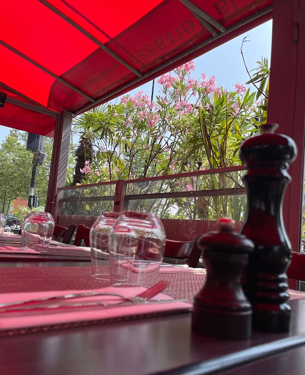 Restaurant Le Clos Saint Auber – AUBERVILLIERS à Aubervilliers, France