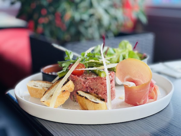 Restaurant Le Clos Saint Auber – AUBERVILLIERS à Aubervilliers, France