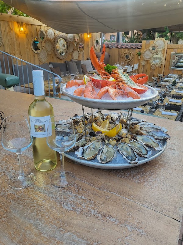 Restaurant Le Grand Baie à Hyères, France