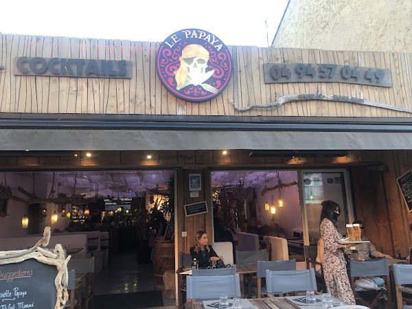Restaurant Le Papaya à Hyères, France