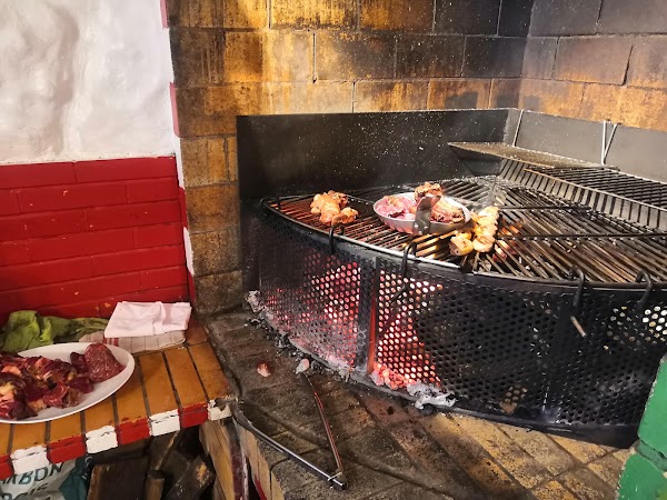 Restaurant Le petit Basque à Aubervilliers, France