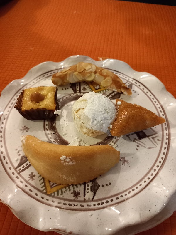 Restaurant Le Riad à Orange, France
