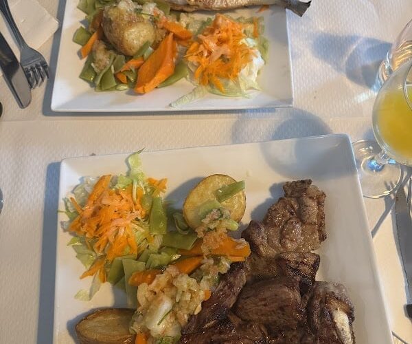 Restaurant Les Petites Iles Du Cap Vert à Aubervilliers, France