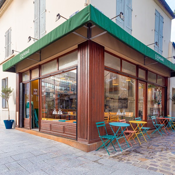 Restaurant L’oliveraie à Aubervilliers, France