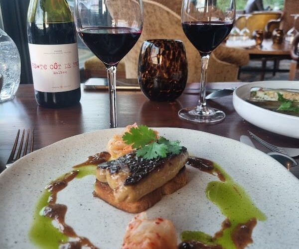 Restaurant Maison Jaune à Boulogne-Billancourt, France