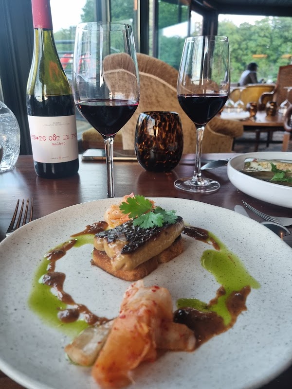 Restaurant Maison Jaune à Boulogne-Billancourt, France