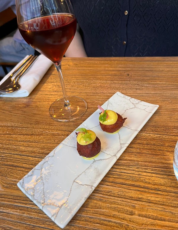 Mano Restaurant à Boulogne-Billancourt, France