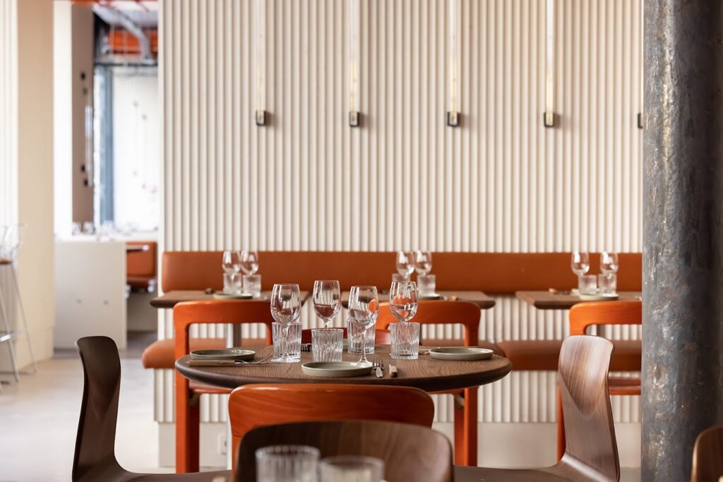 Restaurant Maslow à Paris, France