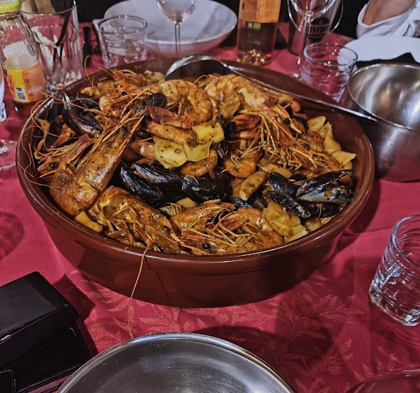 Restaurant Le Pique Bouffigue à Hyères, France