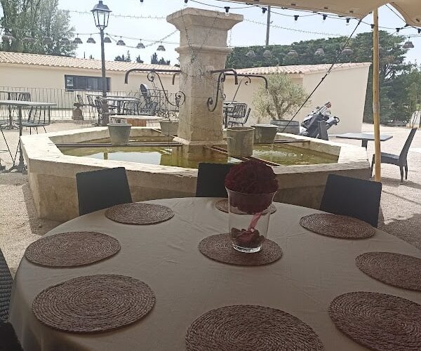 Restaurant Lenjus à Orange, France