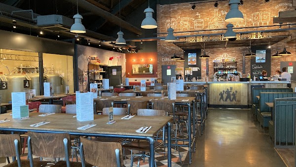 Restaurant 3 Brasseurs Poitiers à Poitiers, France