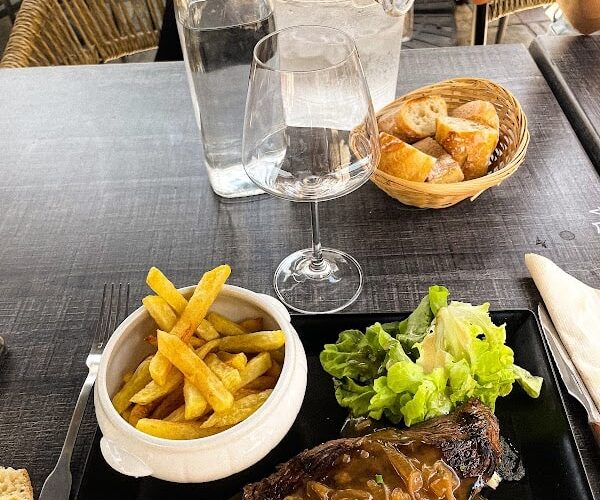 Restaurant 3 Monkeys à Dreux, France