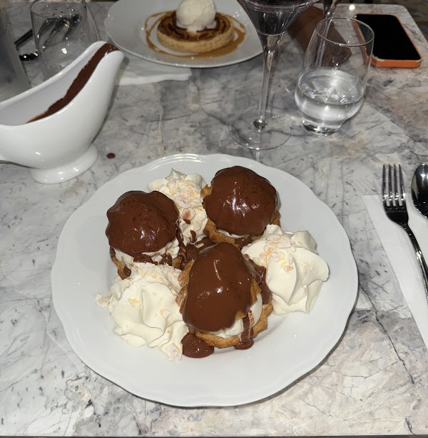 Restaurant A Cantina Di U Palazzu à Zonza, France