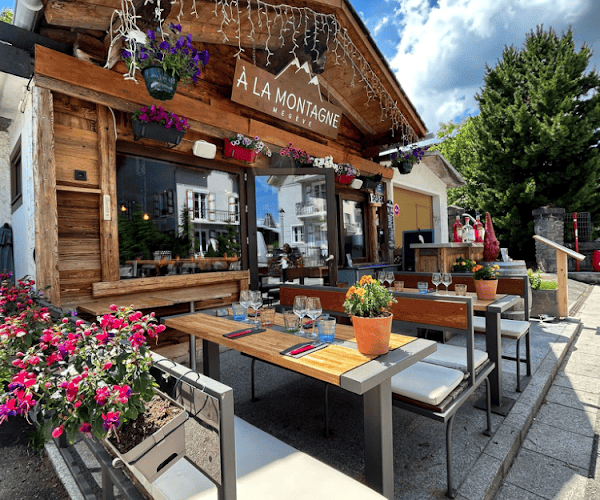 Restaurant À La Montagne à Megève, France