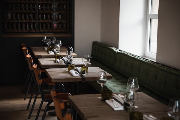 Anecdote restaurant à Montreuil-sur-Mer, France