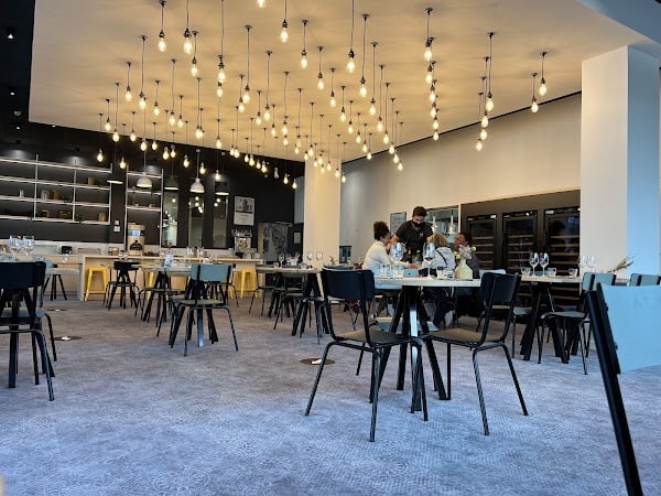 ANTIQ restaurant à Limoges, France