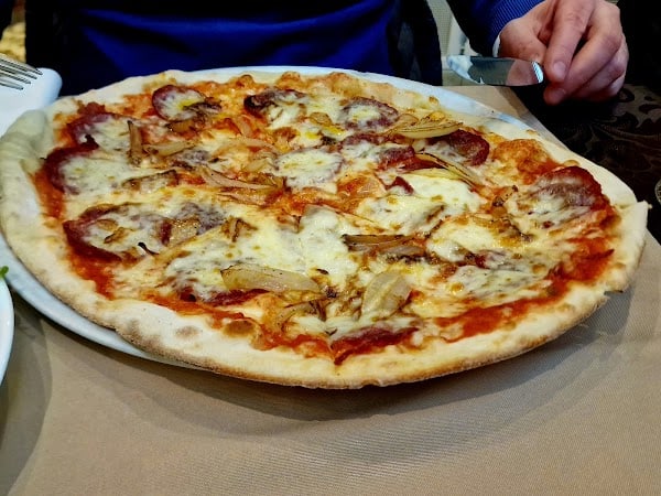 Restaurant Atomic Pizza à Pétange, Luxembourg