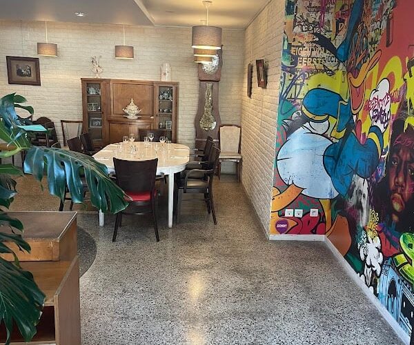 Restaurant Au bout du bar à Argenteuil, France