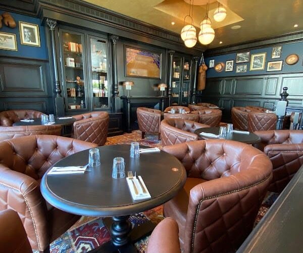 Restaurant Au Bureau – Pub et Brasserie à Roanne, France