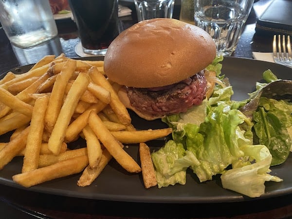 Restaurant Au Bureau – Pub et Brasserie à Vierzon, France