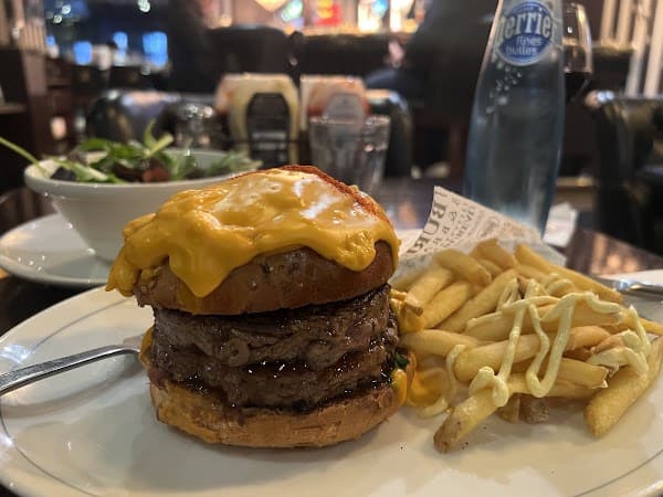 Restaurant Au Bureau – Pub et Brasserie à Poitiers, France