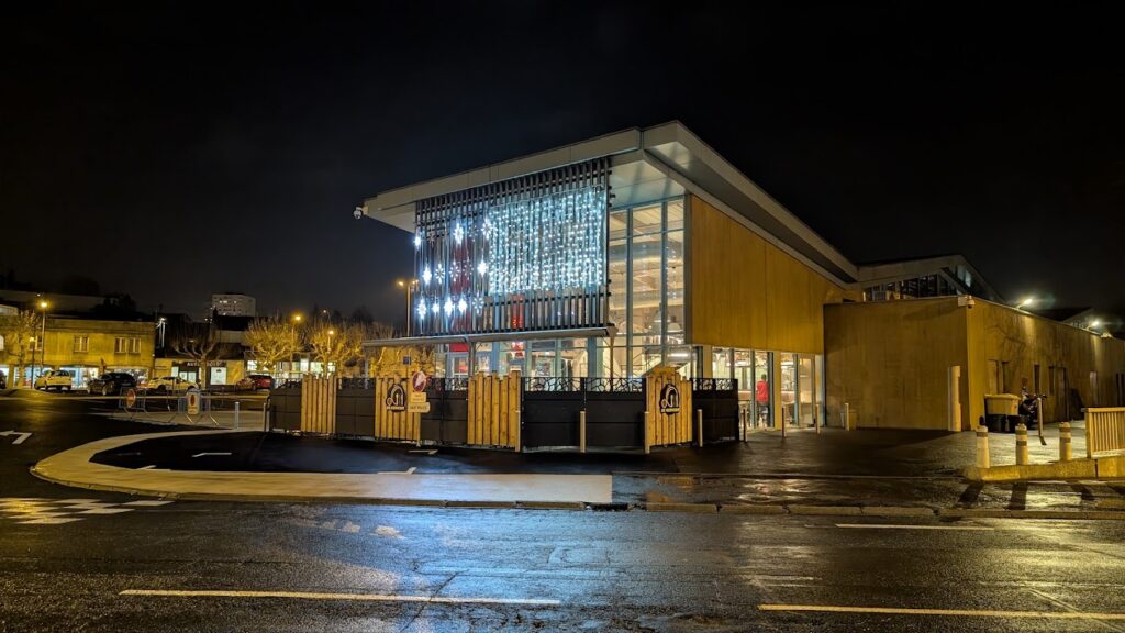 Restaurant Au Guingois ID’Halles à Cholet, France